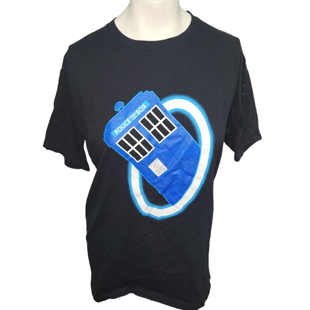 Doctor Who TARDIS Tee Large Black BBC Daleks Graphic Sci-Fi Shirt